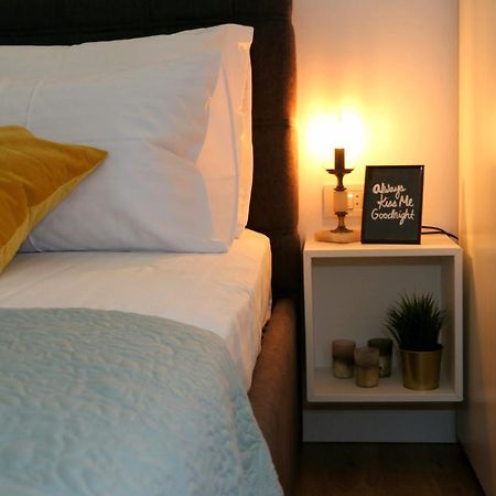 Apartments Tona 扎博里克 外观 照片