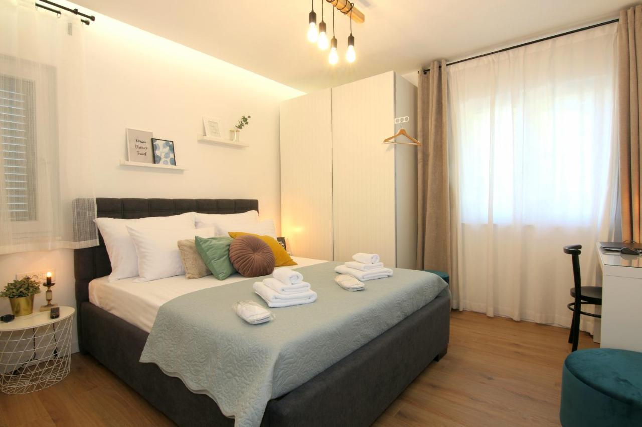 Apartments Tona 扎博里克 外观 照片