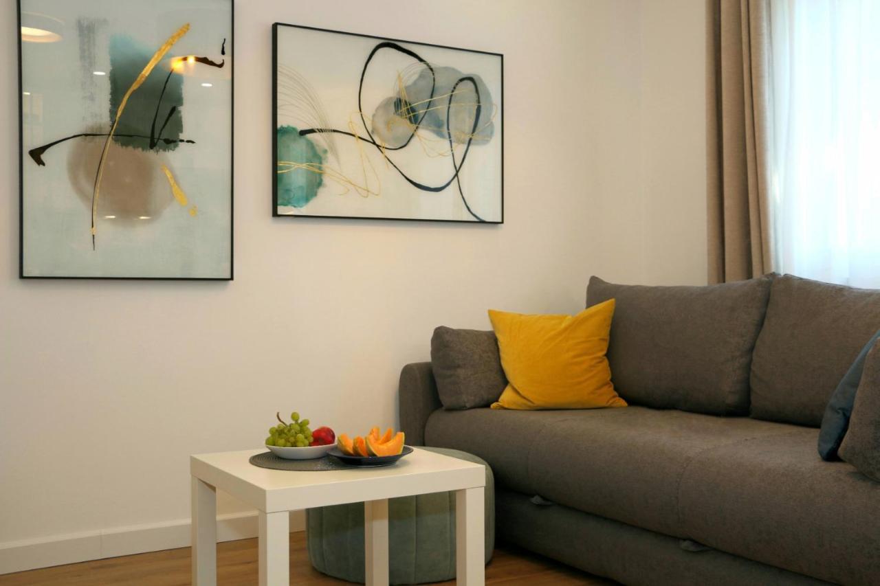 Apartments Tona 扎博里克 外观 照片
