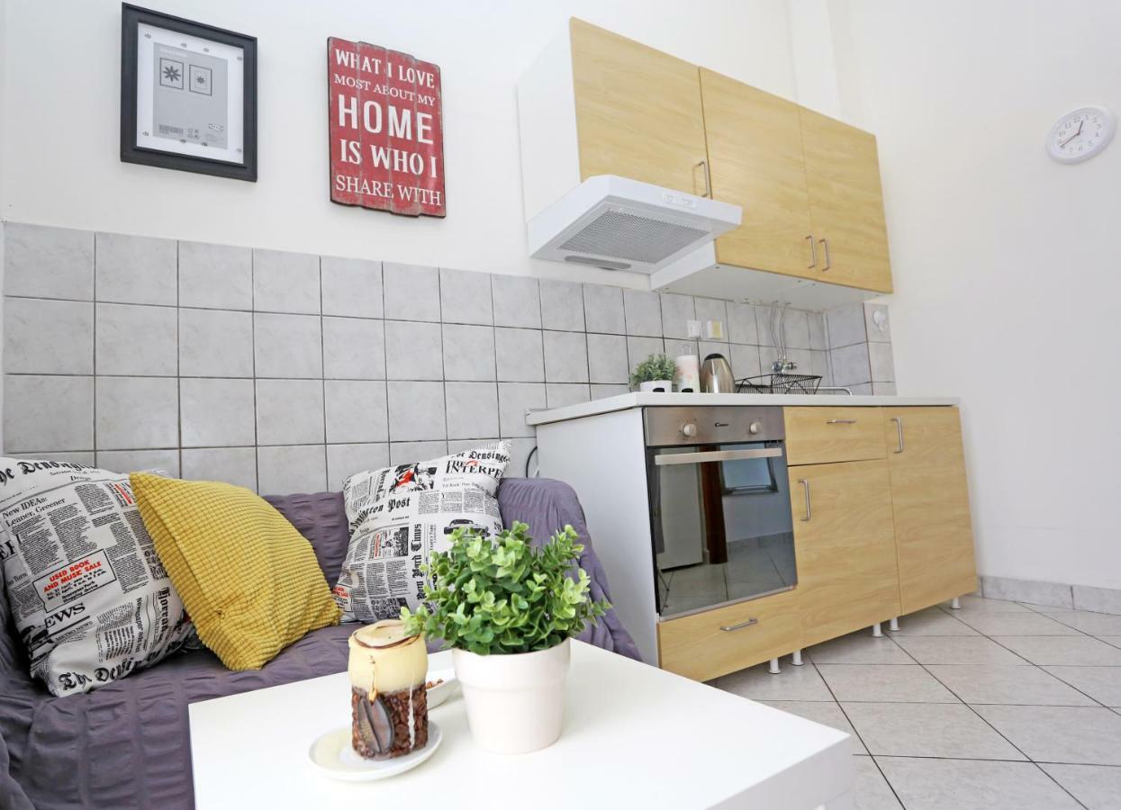 Apartments Tona 扎博里克 外观 照片